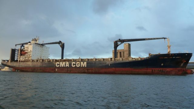 CMA CGM Fort Saint Louis - Penhoet - 02 fevrier 2013 (02).JPG
